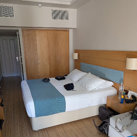 PXL_20250901_150934935