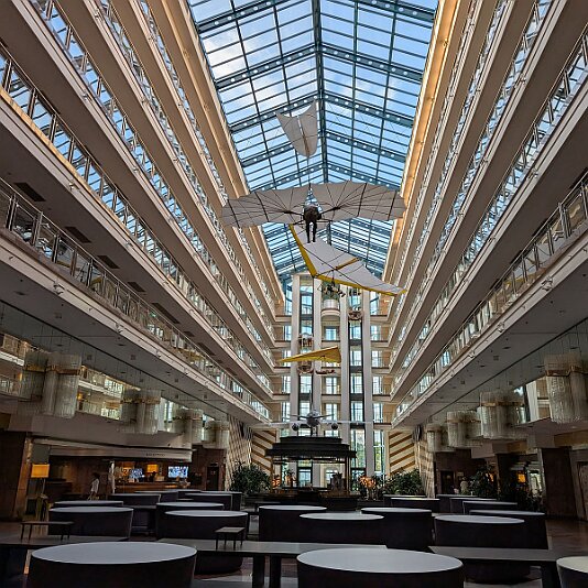 PXL_20250830_170332392