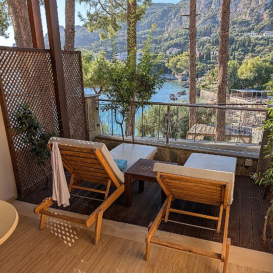 PXL_20250901_150941894